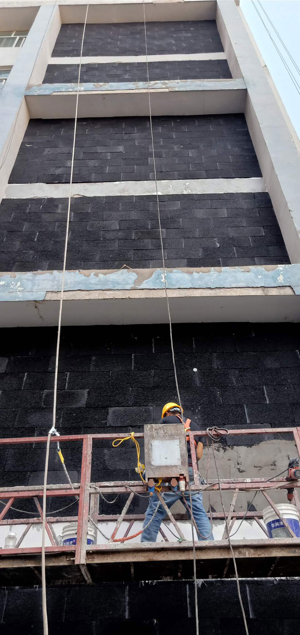 鄭州正光路106中學(xué)碳硅板施工現(xiàn)場